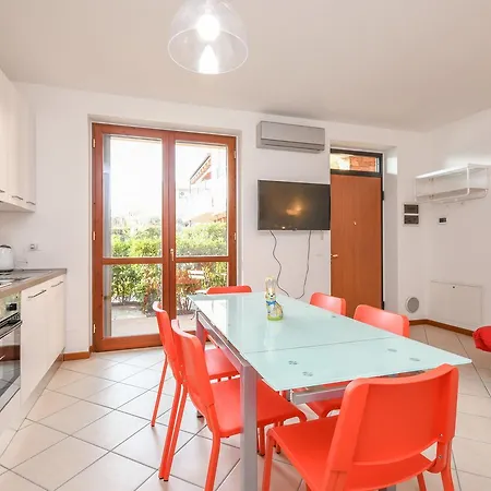 Apartament Il Sole Uno Sirmione